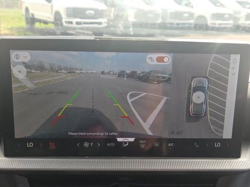 Used 2025 Ford Explorer ST image 32