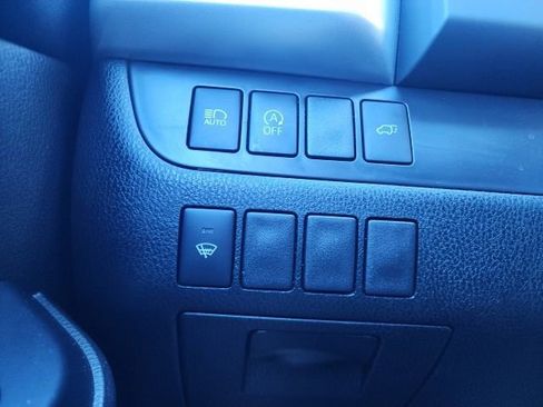 Used 2019 Toyota Highlander XLE image 38