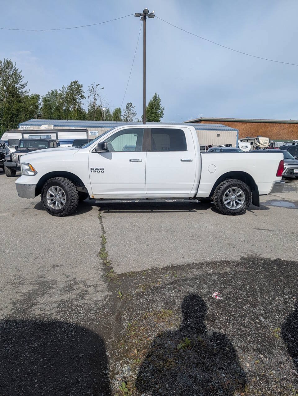 Used 2013 RAM 1500 Classic SLT w/ Premium Display Pkg AWD/4WD image 3