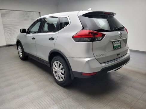 Used 2017 Nissan Rogue S AWD/4WD image 5