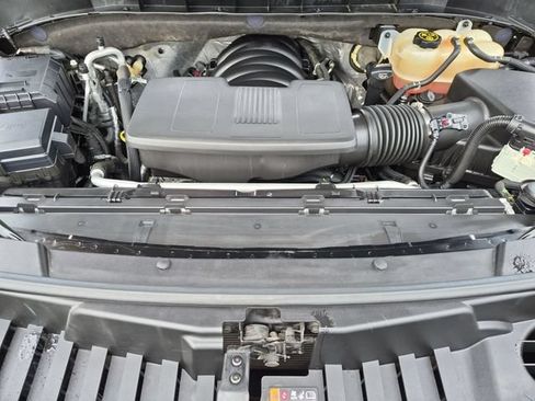Used 2023 GMC Yukon XL Denali AWD/4WD image 24