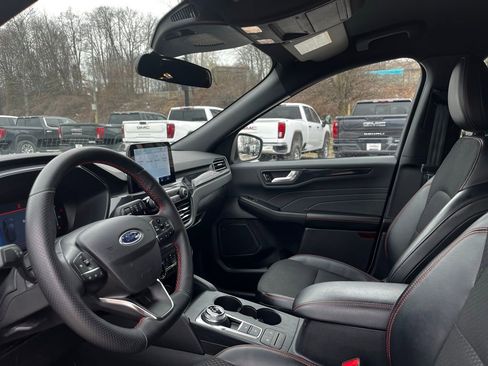 Used 2025 Ford Escape ST-Line Select image 19