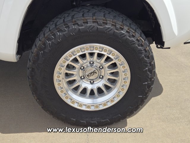 Used 2022 Toyota Tacoma SR5 AWD/4WD image 12