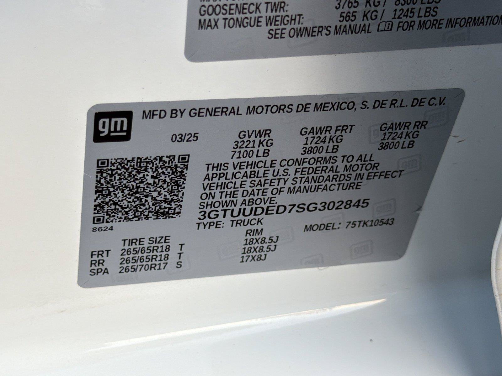 Used 2025 GMC Sierra 1500 SLT AWD/4WD image 31