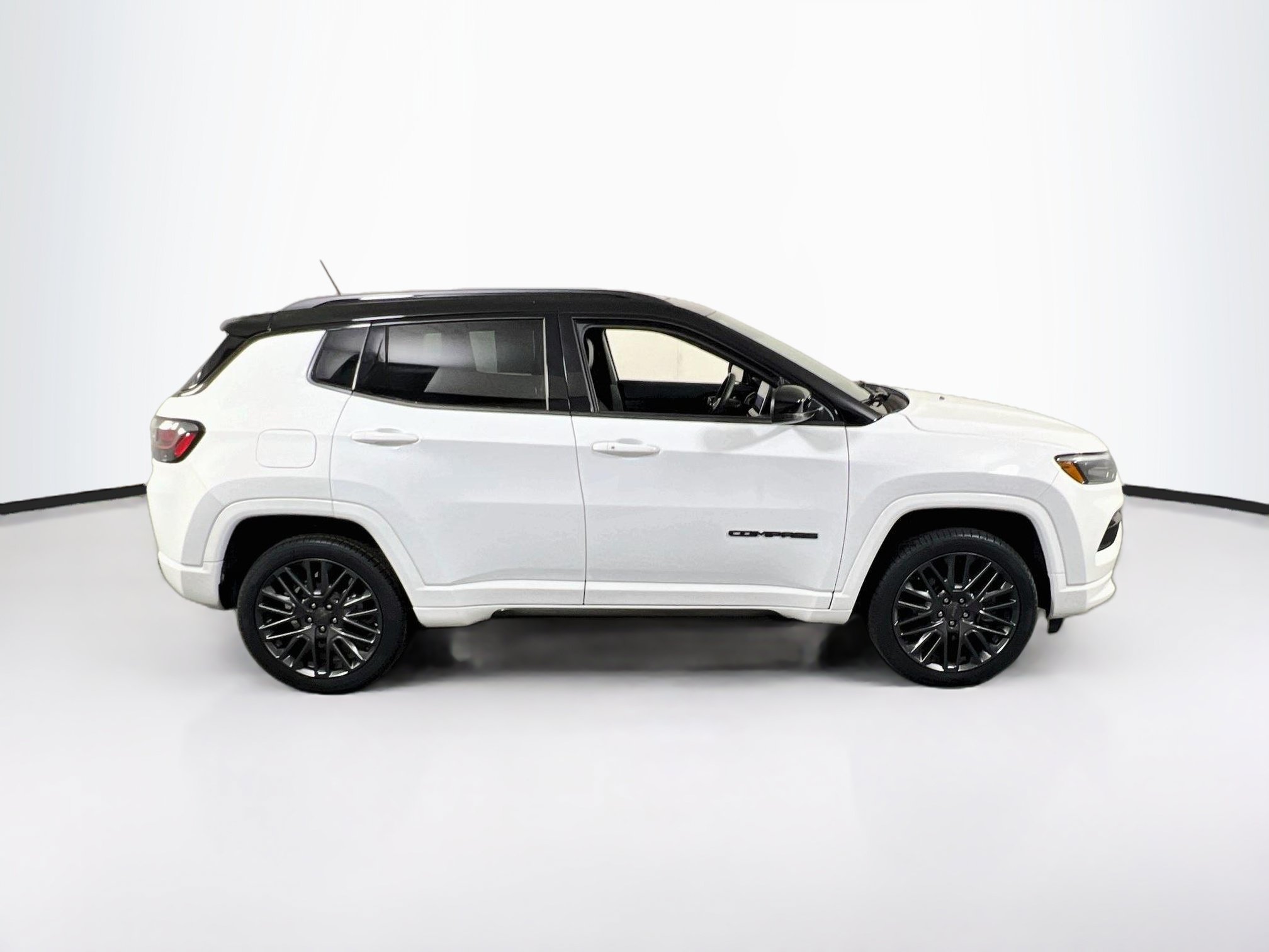 Used 2023 Jeep Compass High Altitude AWD/4WD image 4