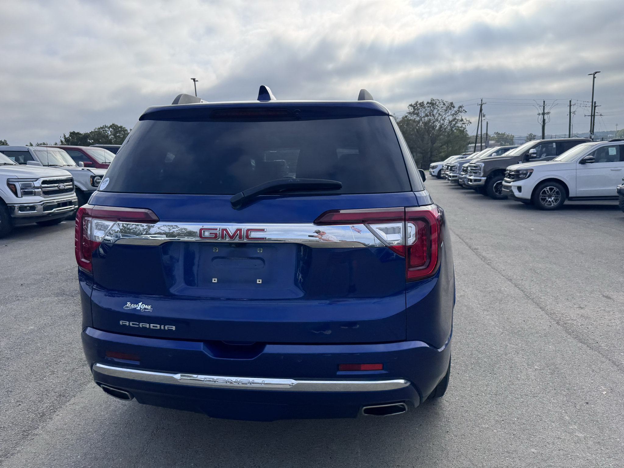 Used 2023 GMC Acadia Denali FWD image 7