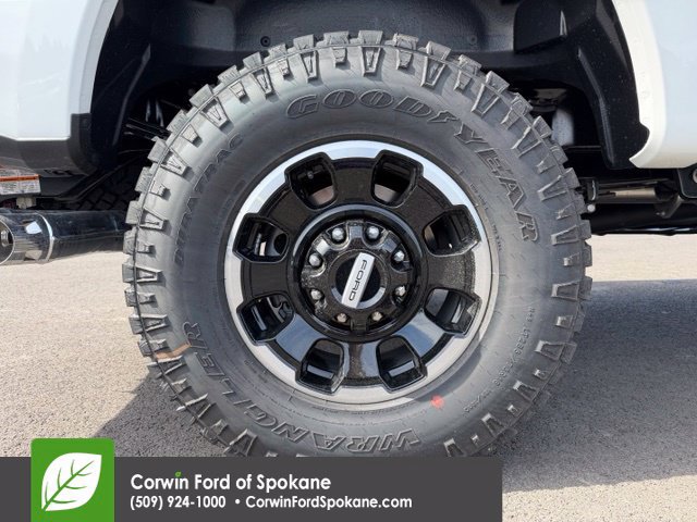 New 2026 Ford F250 Platinum w/ Tremor Off-Road Package AWD/4WD image 8