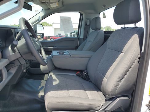 Used 2026 Ford F250 XL w/ XL Driver Assist Package AWD/4WD image 10