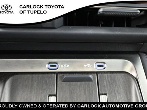 Used 2024 Lexus GX 550 w/ Accessory Package (Z1) AWD/4WD image 17