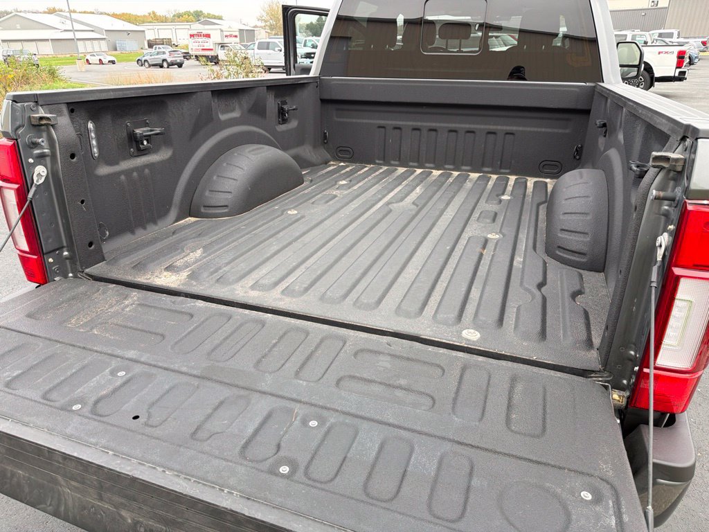 Certified 2022 Ford F250 Lariat w/ Black Appearance Pkg AWD/4WD image 14