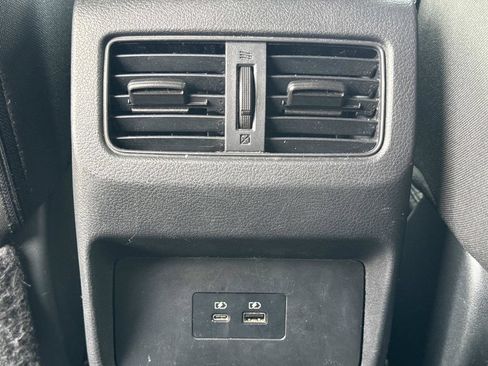 Certified 2022 Nissan Rogue SV FWD image 16