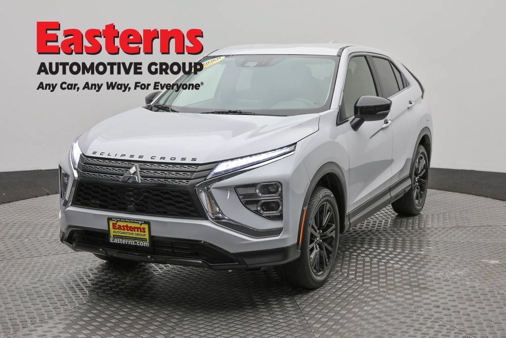 Used 2024 Mitsubishi Eclipse Cross LE AWD/4WD image 1