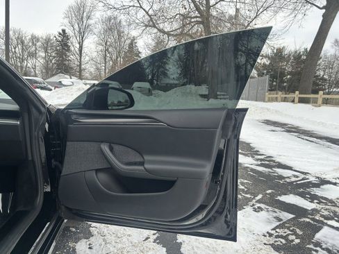 Used 2022 Tesla Model S Plaid image 29