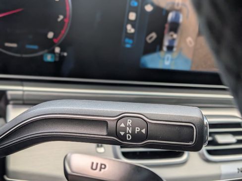 Used 2025 Mercedes-Benz GLE 53 AMG 4MATIC Coupe image 25