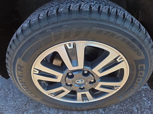 Certified 2020 Toyota Tundra SR5 image 12