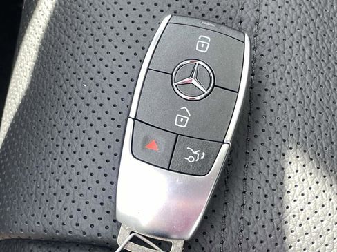 New 2026 Mercedes-Benz GLS 450 4MATIC image 4