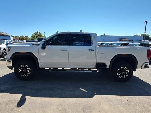 Used 2023 GMC Sierra 3500 SLT w/ SLT Premium Package AWD/4WD image 4