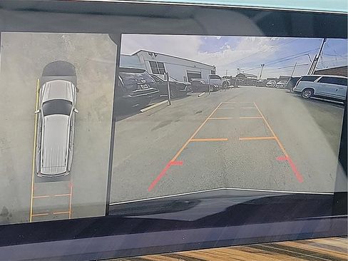 New 2026 Cadillac Escalade Platinum Luxury w/ LPO, Floor Liner Package image 18