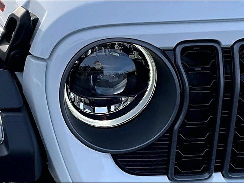 New 2025 Jeep Gladiator Mojave w/ Safety Group AWD/4WD image 14