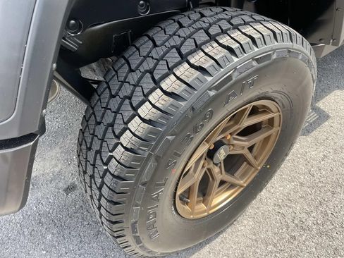 Used 2021 Jeep Wrangler Rubicon AWD/4WD image 25