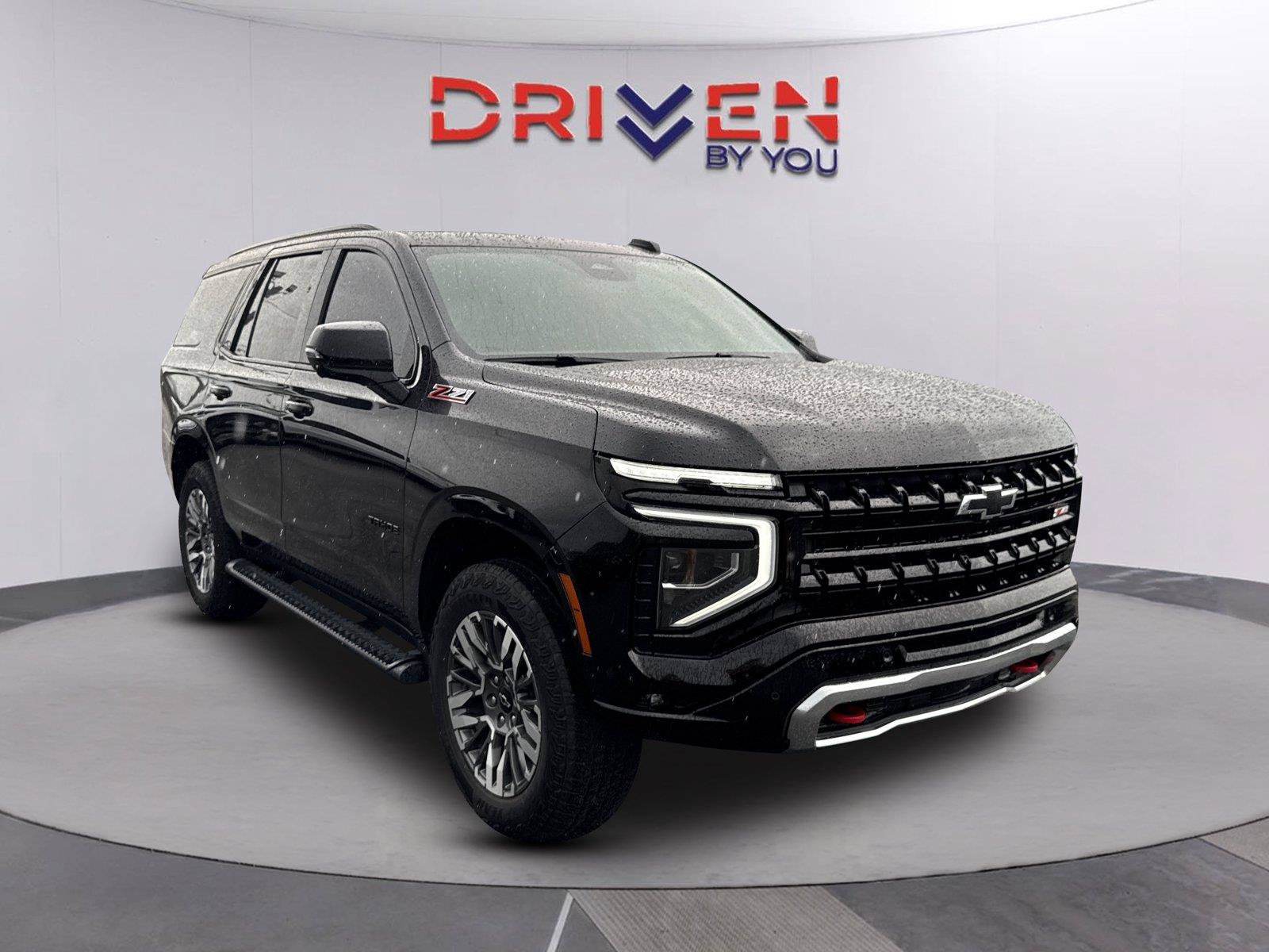 Used 2025 Chevrolet Tahoe Z71 w/ Comfort Package AWD/4WD image 2