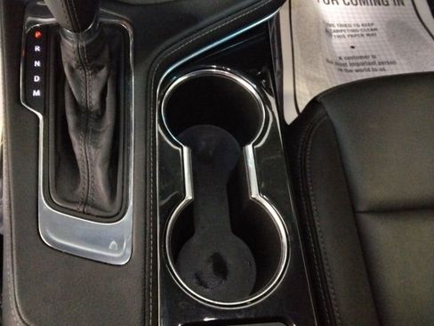 Used 2023 Cadillac CT4 Luxury image 16