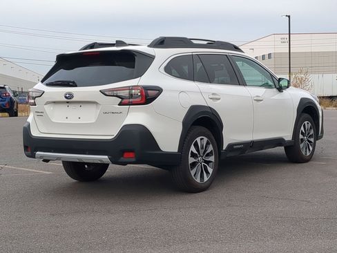 Used 2024 Subaru Outback Limited image 3
