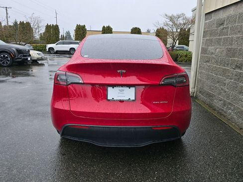Used 2023 Tesla Model Y Long Range image 5