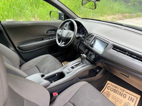 Used 2019 Honda HR-V Sport image 19