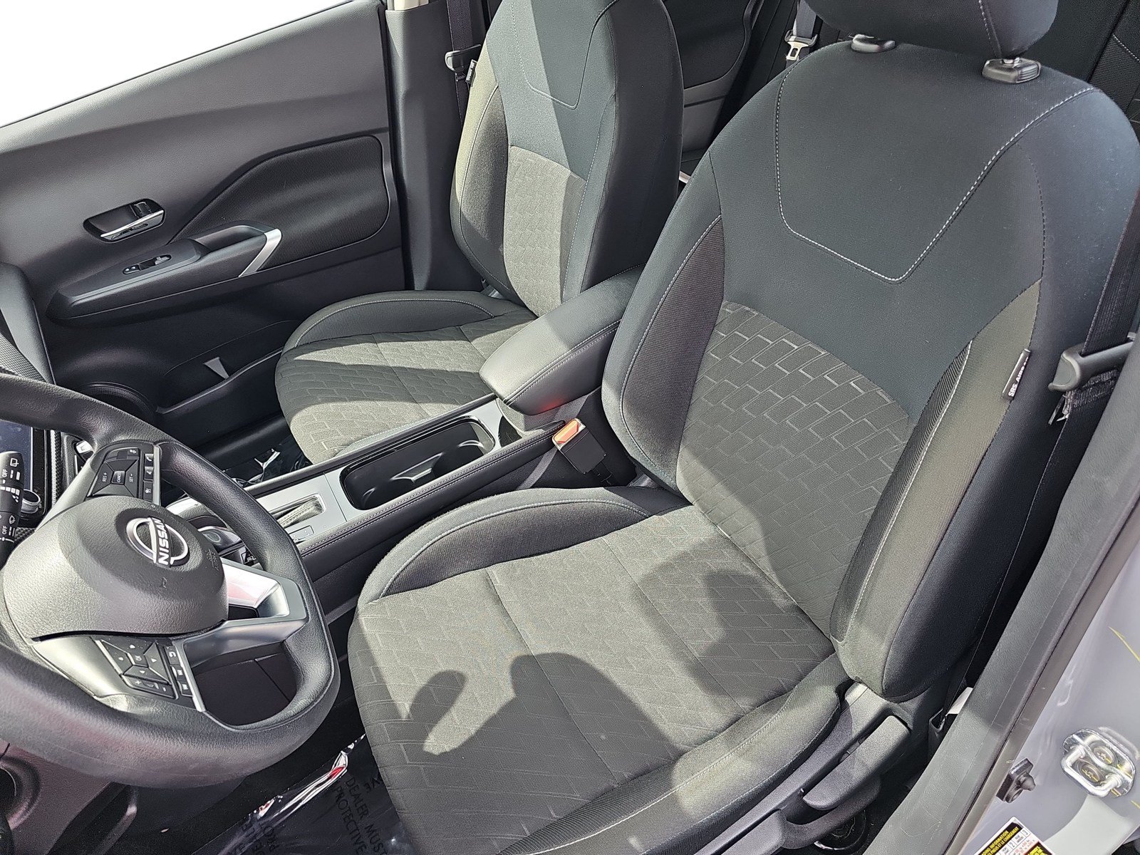 Used 2024 Nissan Kicks SV FWD image 12