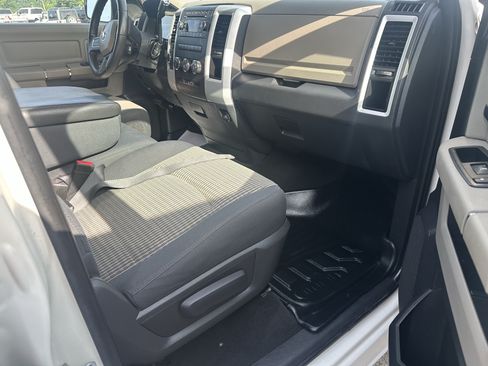 Used 2009 Dodge Ram 1500 Truck SLT AWD/4WD image 5