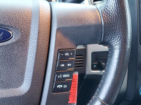 Used 2013 Ford F150 XLT w/ Luxury Equipment Group image 16