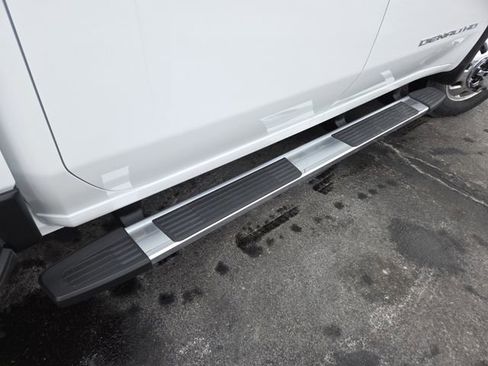 New 2026 GMC Sierra 3500 Denali w/ Denali Reserve Package image 21