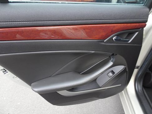 Used 2008 Cadillac CTS 3.6 w/ Wood Trim Package image 19