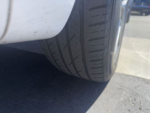 Used 2022 Genesis GV70 2.5T w/ Advanced Package image 11