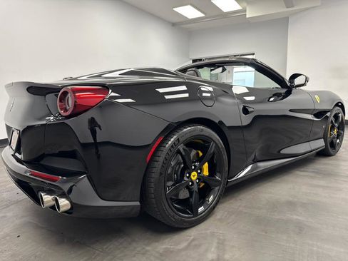 Used 2019 Ferrari Portofino RWD image 39