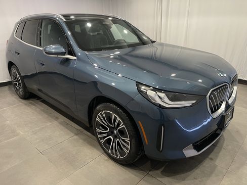 Used 2025 BMW X3 xDrive30i image 3