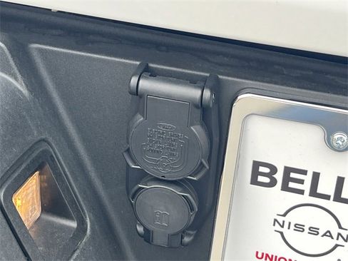 Used 2022 Ford F150 XLT w/ Equipment Group 302A High image 24