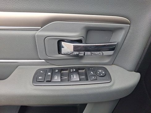 Used 2018 RAM 1500 Big Horn image 13