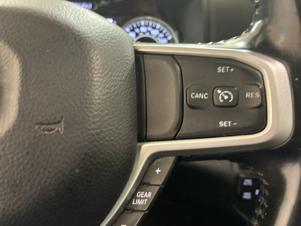 Used 2022 RAM 1500 Big Horn AWD/4WD image 18
