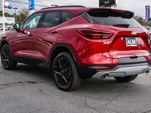 New 2025 Chevrolet Blazer LT w/ Convenience Package image 4