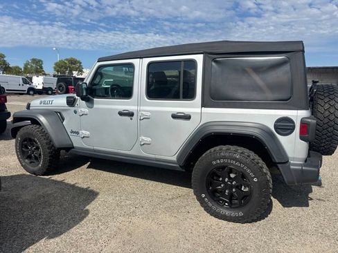 Used 2023 Jeep Wrangler Unlimited AWD/4WD image 8