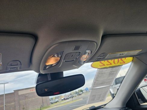 Used 2022 Jeep Compass Limited image 38