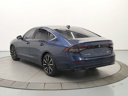 Used 2024 Honda Accord Touring image 5