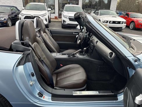 Used 2008 MAZDA MX-5 Miata image 15