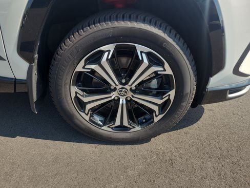 Certified 2022 Toyota RAV4 XSE w/ Premium Package AWD/4WD image 12