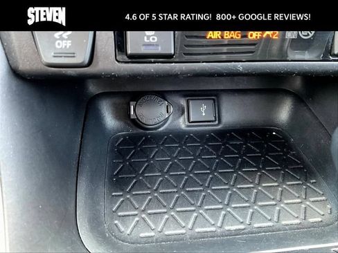 Used 2020 Toyota RAV4 XSE w/ Carpet Mat Package AWD/4WD image 19