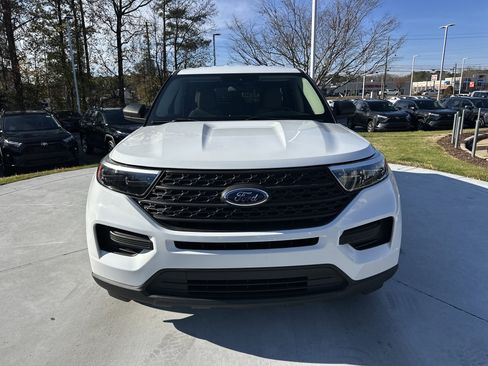 Used 2021 Ford Explorer 2WD image 3