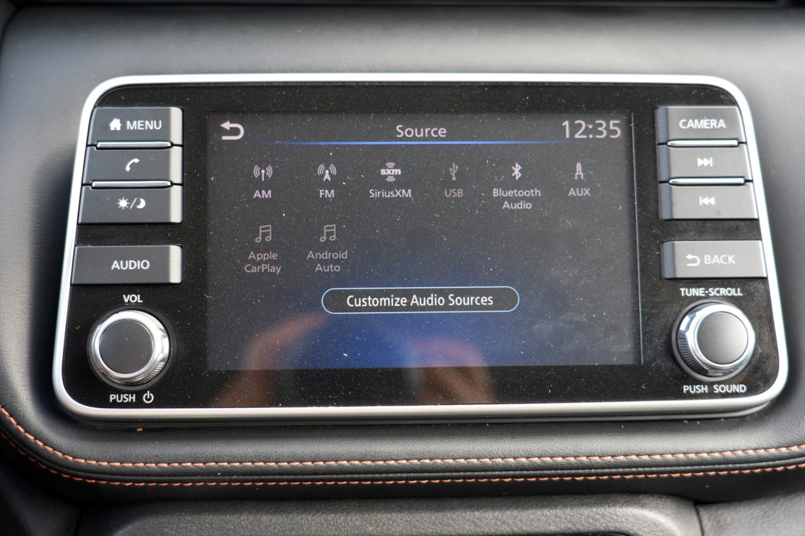 Used 2020 Nissan Kicks SR FWD image 21