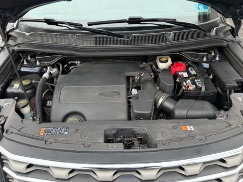 Used 2016 Ford Explorer XLT w/ Equipment Group 202A image 27